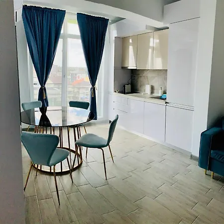 Apartamento Luxury Apartament In Alezzi Beach