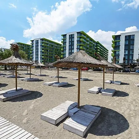 Luxury Apartament In Alezzi Beach Năvodari